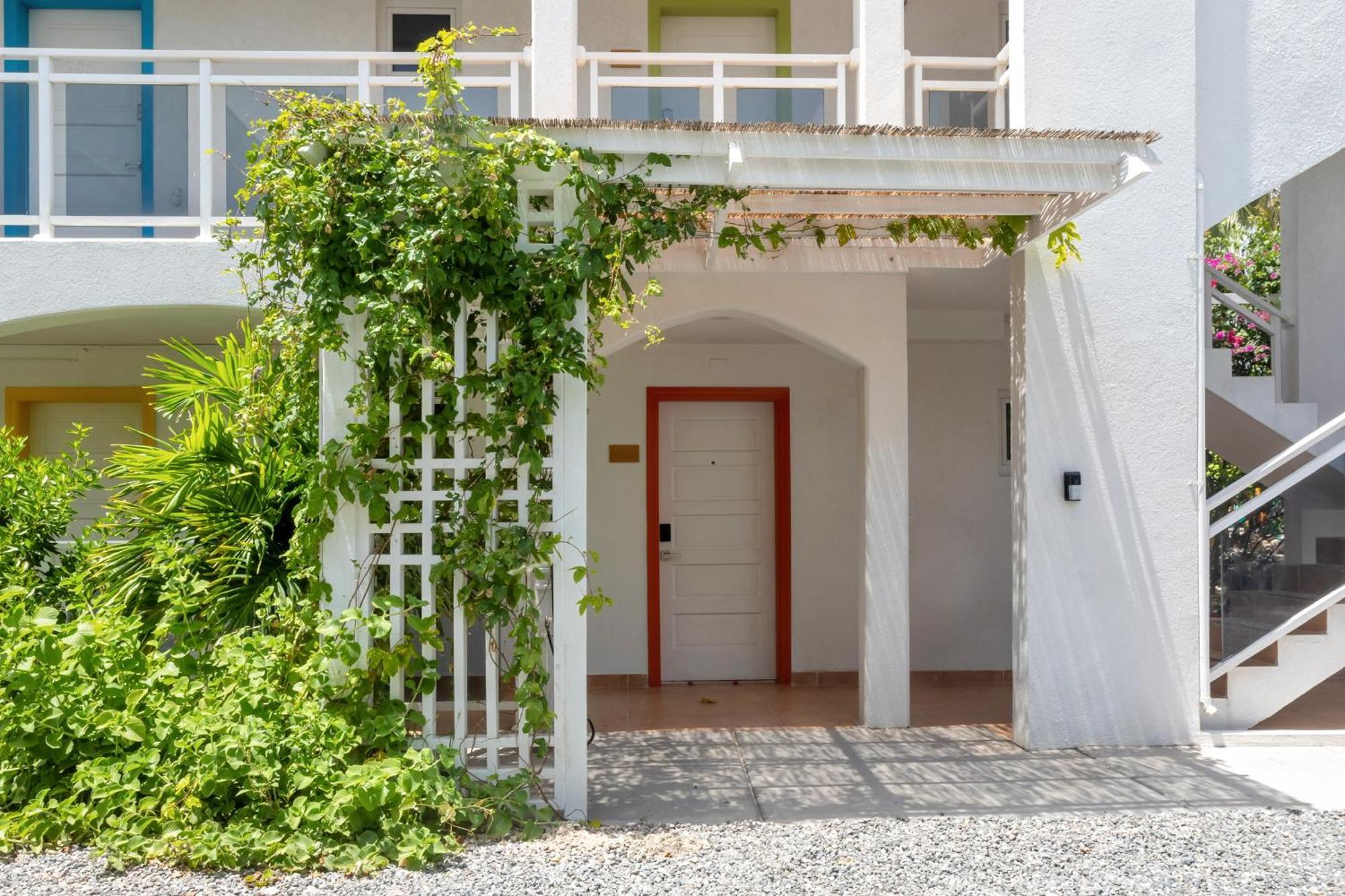 Maho Beach House - Luxe 1 Bedroom - Ocean Hideaway Eksteriør billede
